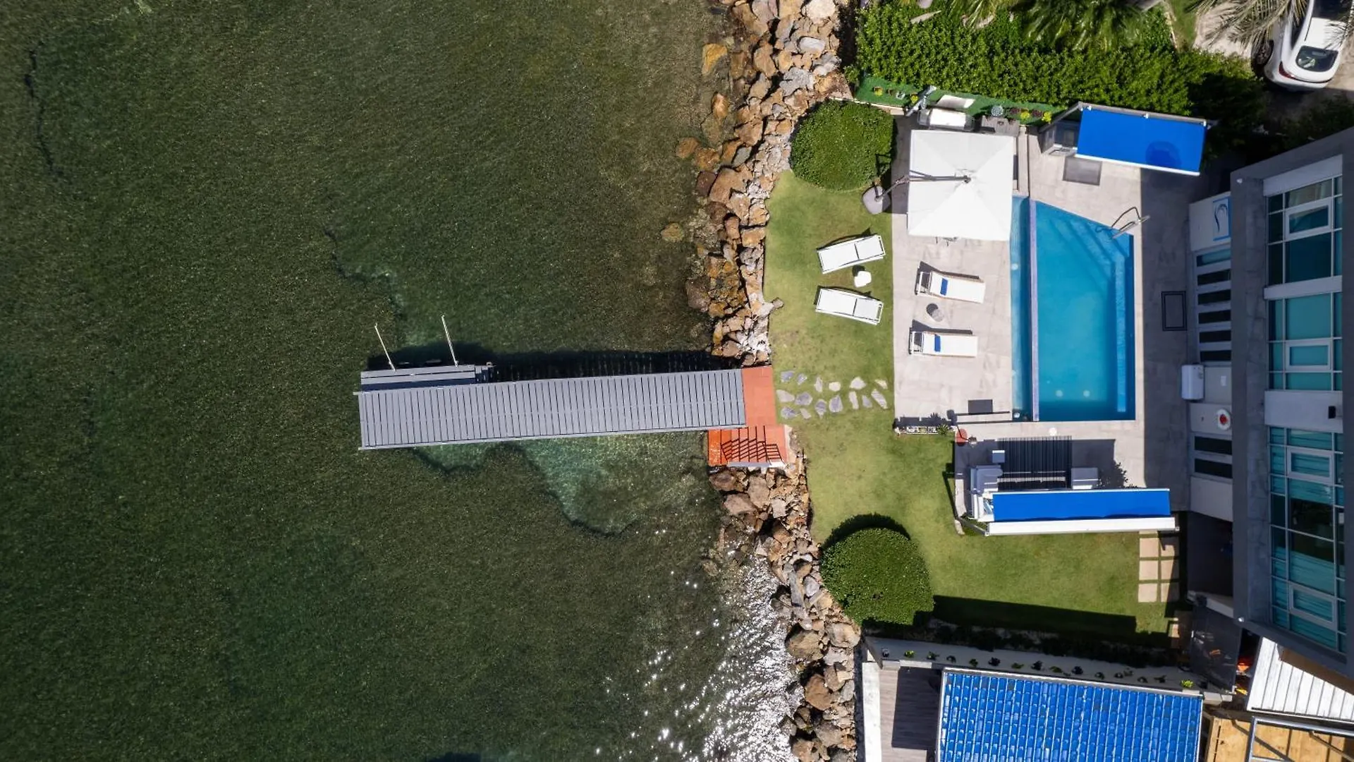 Ocean Front Luxury Villa With Pier And Heated Pool - Self Check In - Vj1 Cabo Rojo