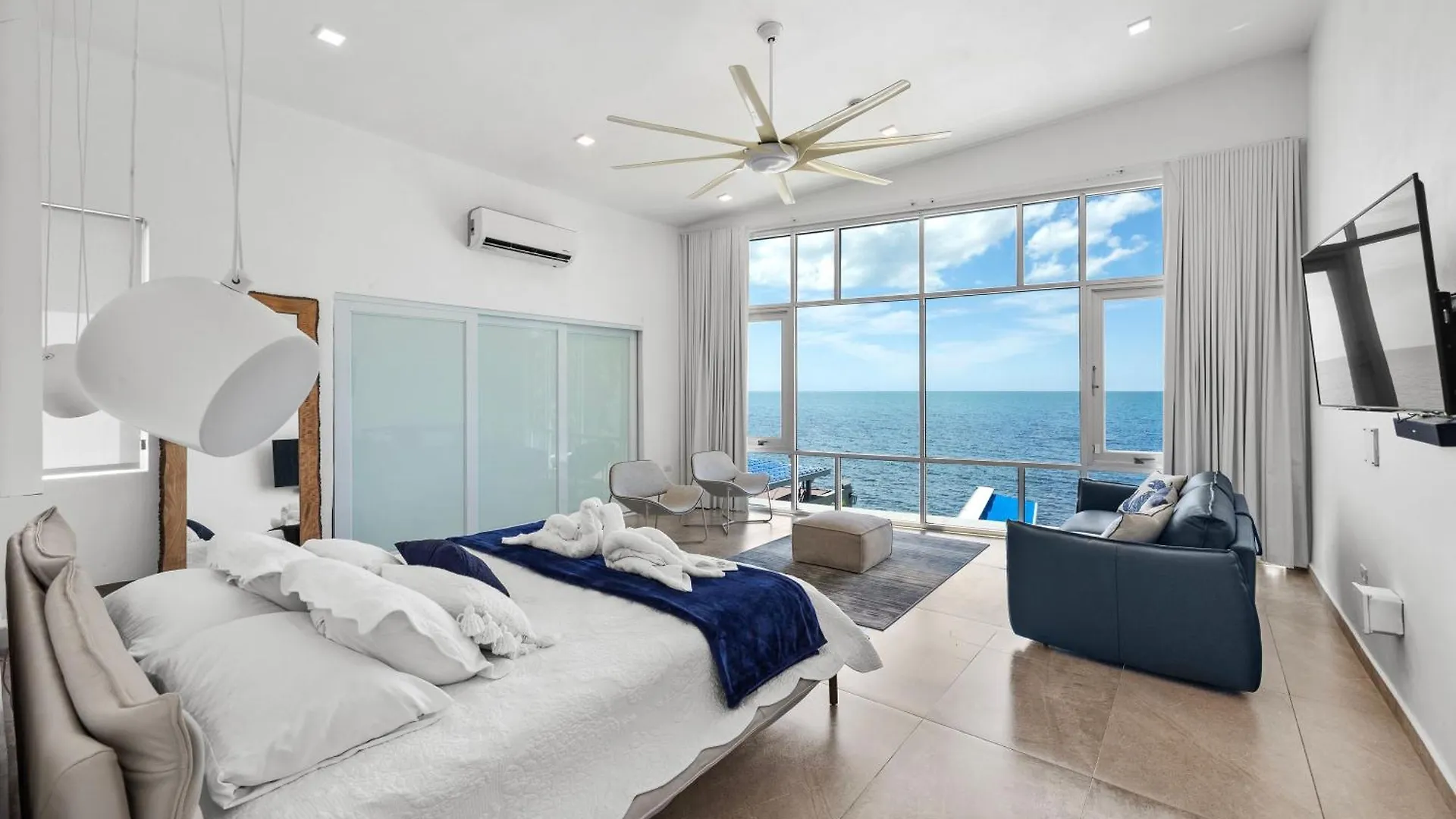Ocean Front Luxury Villa With Pier And Heated Pool - Self Check In - Vj1 Cabo Rojo 0*,